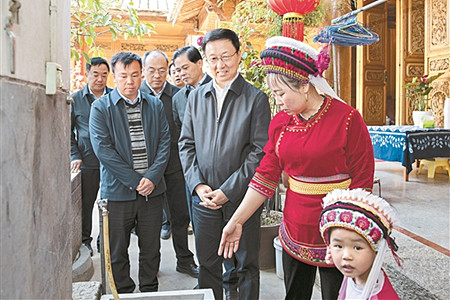 韩正在云南调研时强调 狠抓生态环境保护不松劲 支持实体经济发展不动摇 努力实现经济社会发展良好开局