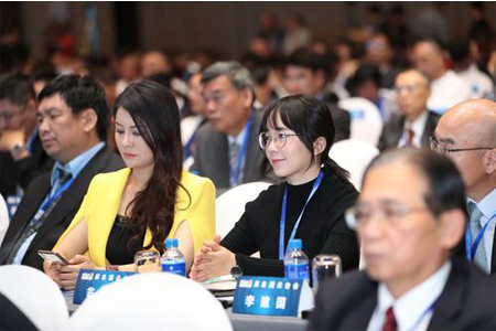 第8届云台会在昆明开幕