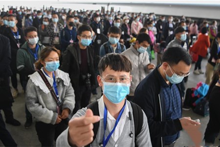 在艰难中重启 在阵痛中复苏——湖北推动安全有序复工复产扫描