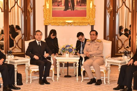 泰国总理巴育会见王毅