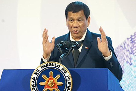 菲律宾总统表示愿与中国和平解决南海问题
