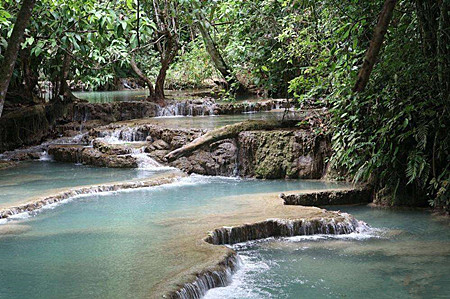 观老挝光西瀑布美景“清凉一夏”