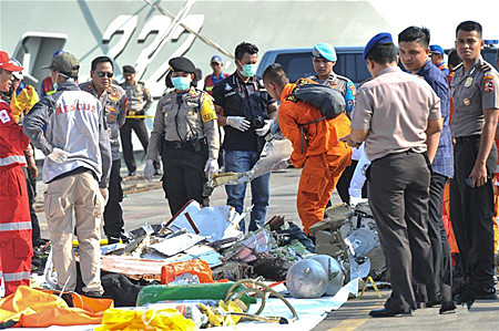 印尼官员称失事客机上人员恐全部遇难 暂无我公民信息