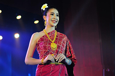 万象举行“2019宋干小姐”评选