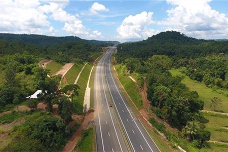 中企承建斯里兰卡南部高速公路延长线全线通车