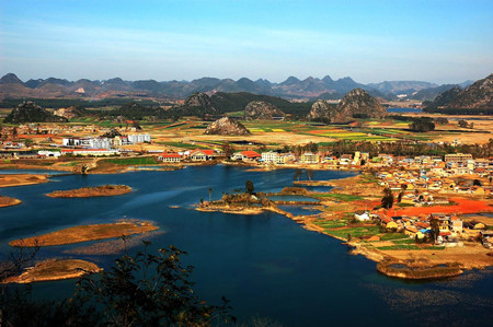 七彩云南生态旅游引来八方宾客
