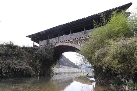 木拱廊桥传承乡土文化