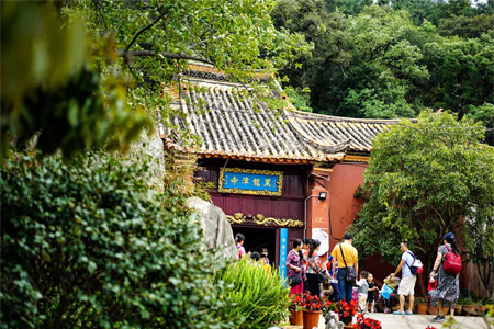 云南 “五一”接待游客1192.8万人次  旅游要素品质全面提升 文旅深度融合产品多元化