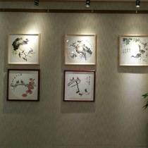100件中国花鸟画作品正在昆明市图书馆展出