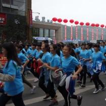 云南水富国际半程马拉松赛9月24日在水富县举办