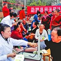 勐腊“三下乡”助力精准扶贫