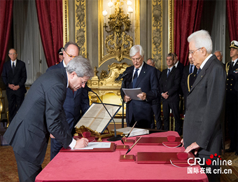意大利过渡政府正式宣誓就职
