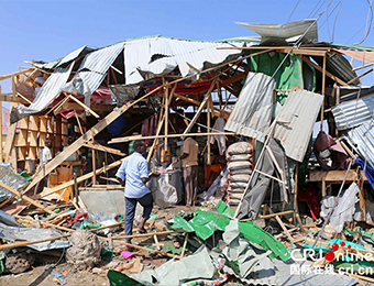 索马里首都遭汽车炸弹袭击 致30人死亡