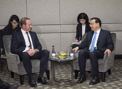 李克强会见新西兰工党领袖利特尔
