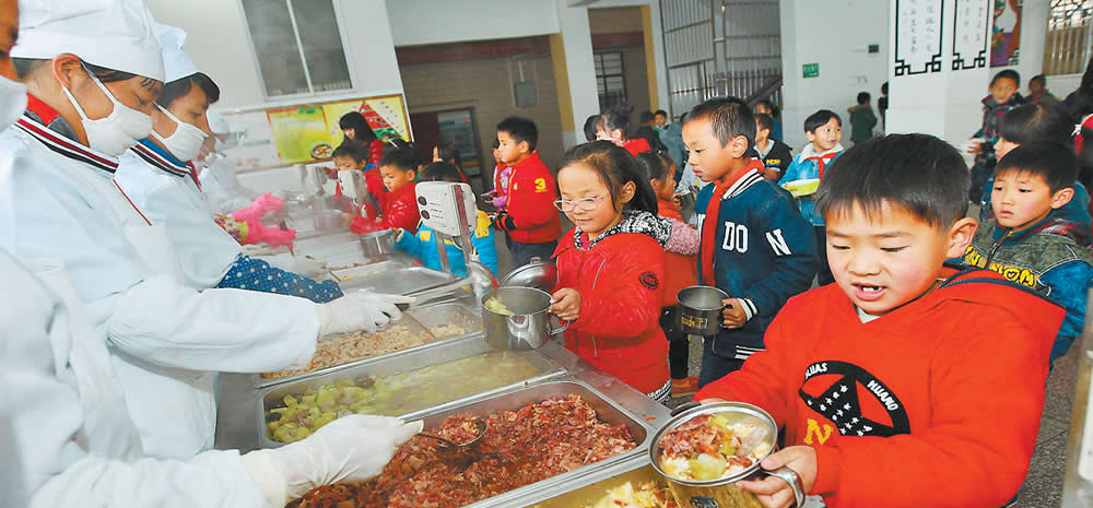 云南省实现农村义务教育学生营养改善全覆盖