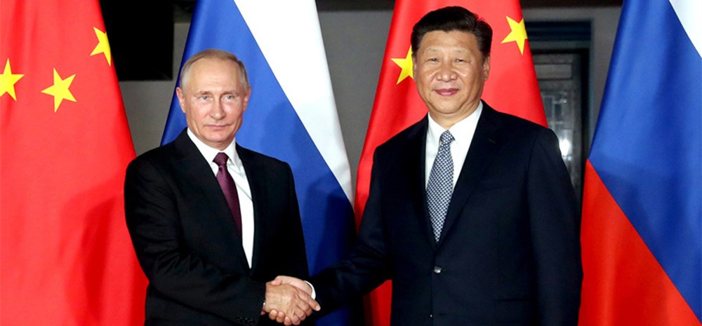习近平会见俄罗斯总统普京