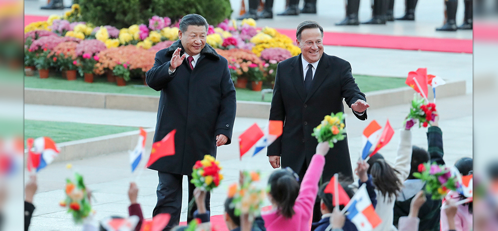 习近平同巴拿马总统巴雷拉举行会谈 两国元首同意共同规划好中巴关系发展蓝图
