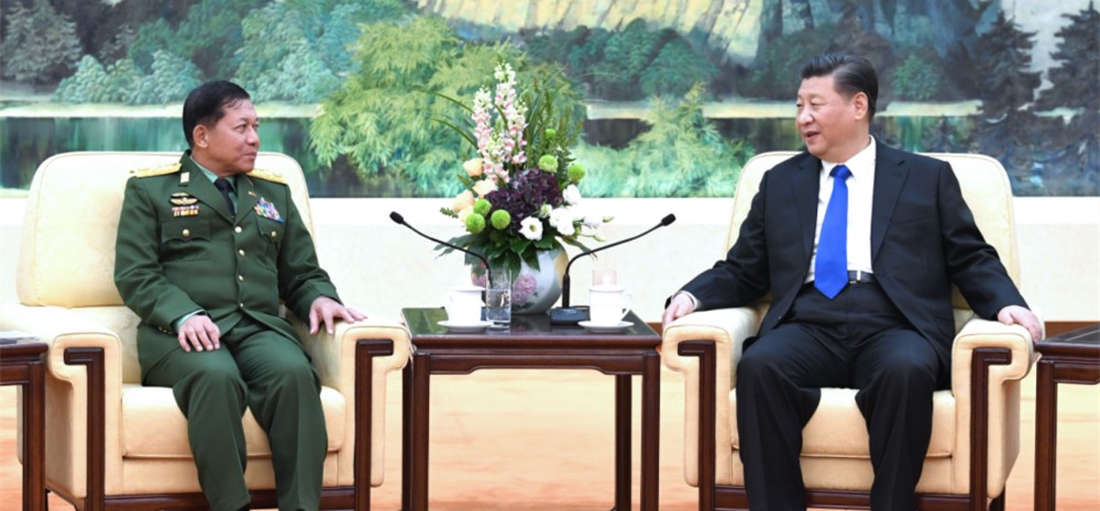 习近平会见缅甸国防军总司令