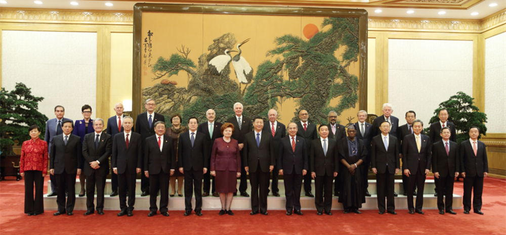 习近平会见出席“2017从都国际论坛”外方嘉宾