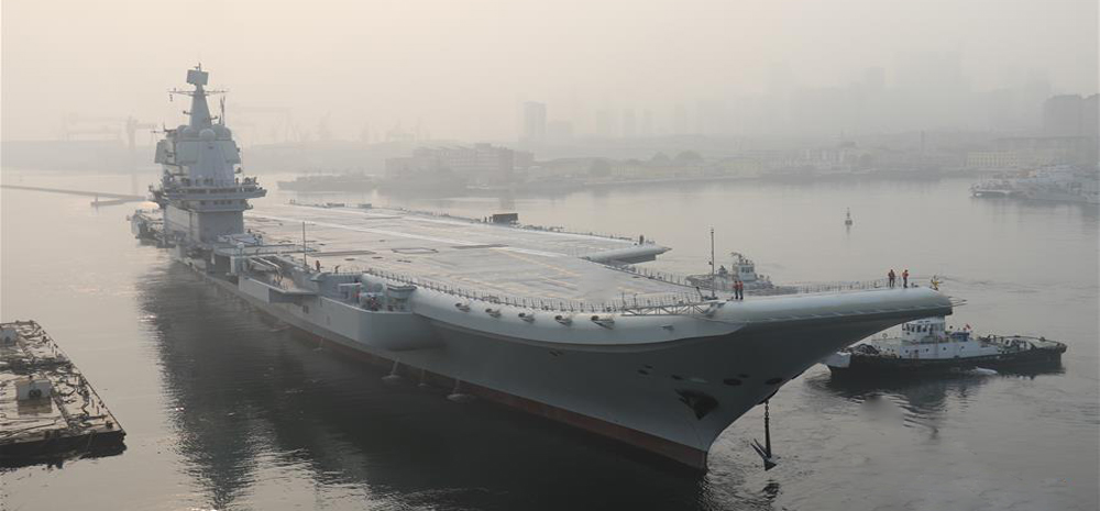 中国第二艘航母首次出海试验