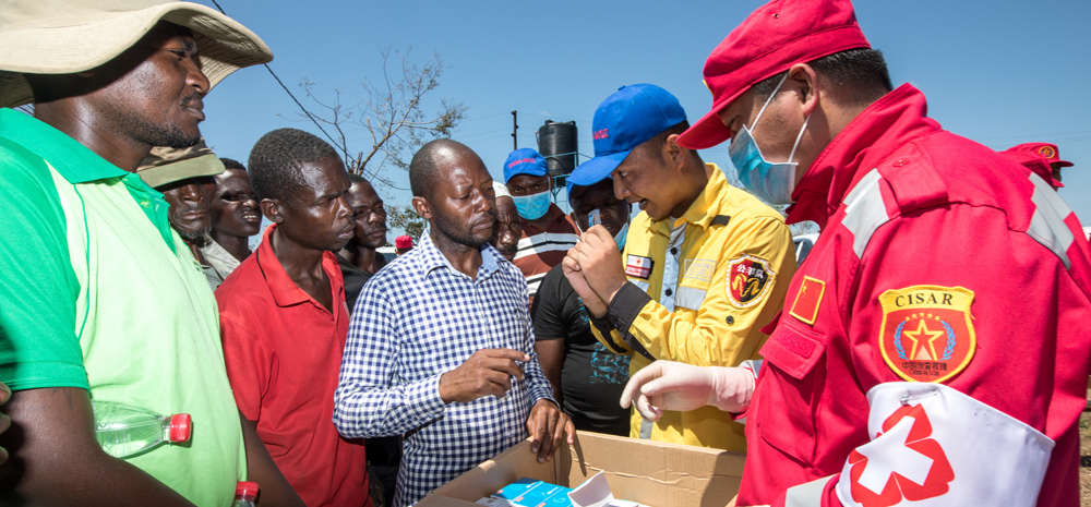 中国救援队在莫桑比克展开医疗救助行动