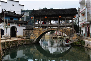 ภาพถ่ายทางอากาศ “หมู่บ้านสวยที่สุดของจีน”