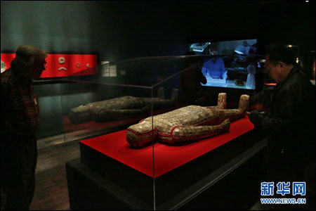 จัดแสดงโบราณวัตถุล้ำค่าสมัยราชวงส์ฮั่นที่สหรัฐฯ