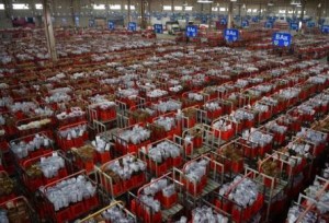 ศูนย์ประมูลดอกไม้ระหว่างประเทศเมืองคุนหมิง-จีนปริมาณการซื้อขายเฉลี่ยต่อวันในช่วงครึ่งปีแรกสูงกว่า 3.29 ล้านราย
