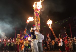 หมู่บ้านชนเผ่ามณฑลยูนนานจัดงานฉลองเทศกาลคบไฟ ปี 2018
